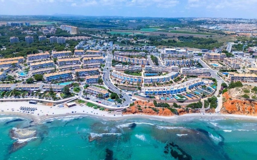 Herverkoop - Town House -
Orihuela Costa - Costa Blanca