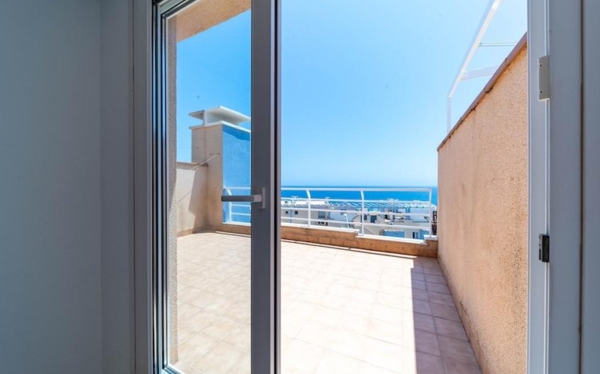 Herverkoop - Town House -
Orihuela Costa - Costa Blanca