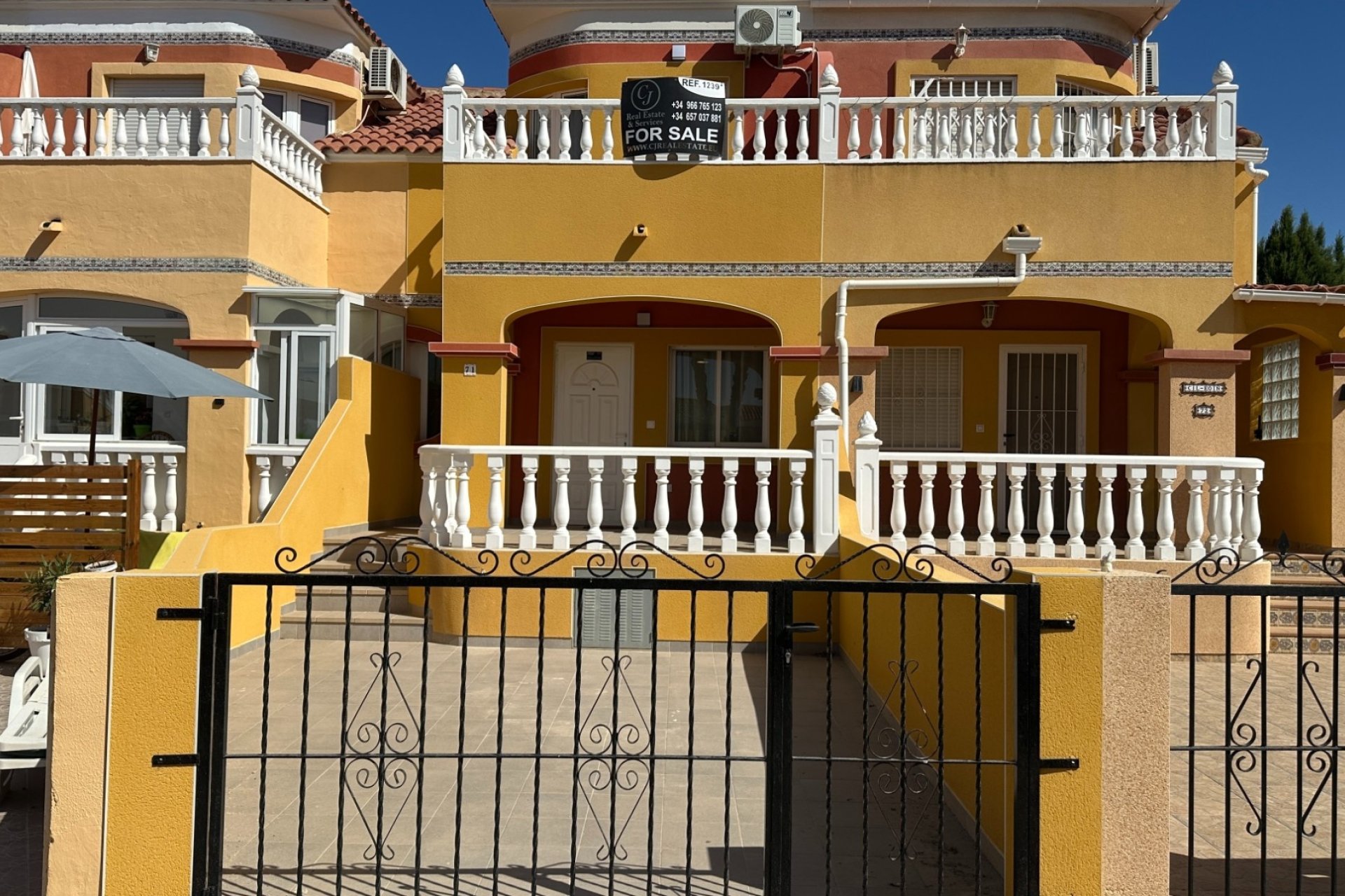 Herverkoop - Town House -
Orihuela Costa - Costa Blanca