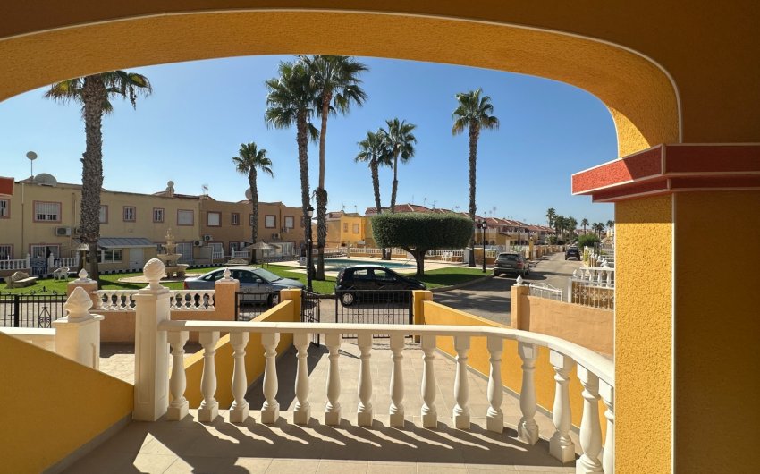 Herverkoop - Town House -
Orihuela Costa - Costa Blanca