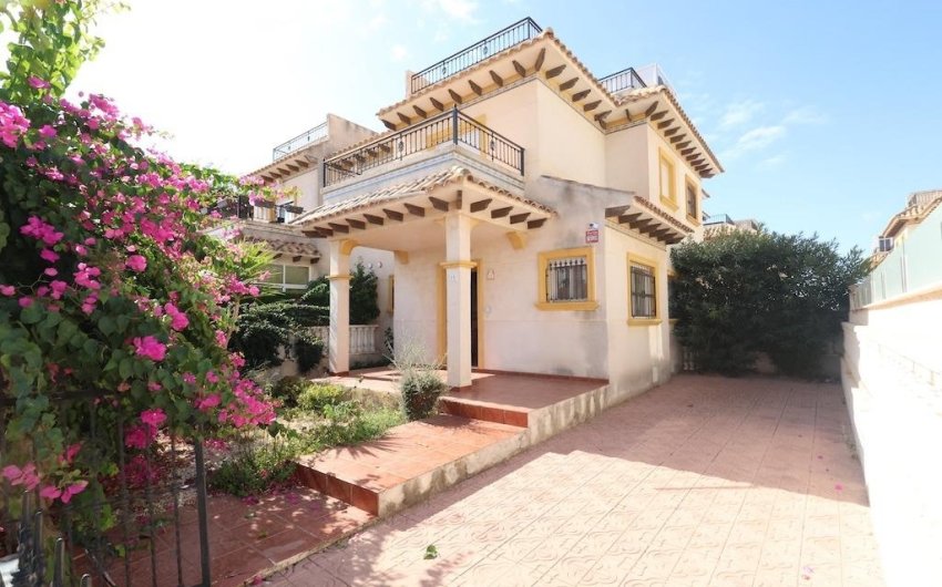 Herverkoop - Town House -
Orihuela Costa - Costa Blanca