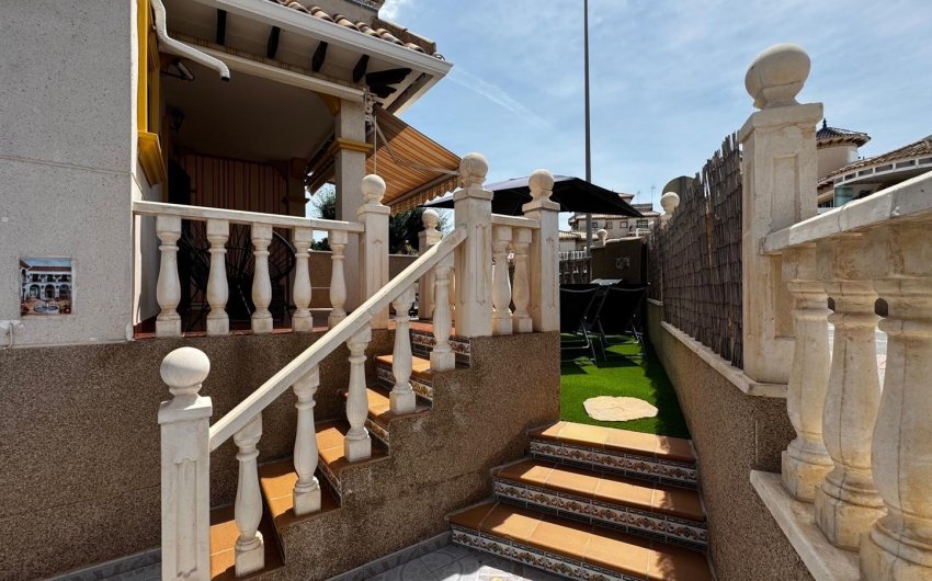 Herverkoop - Town House -
Orihuela Costa - Costa Blanca