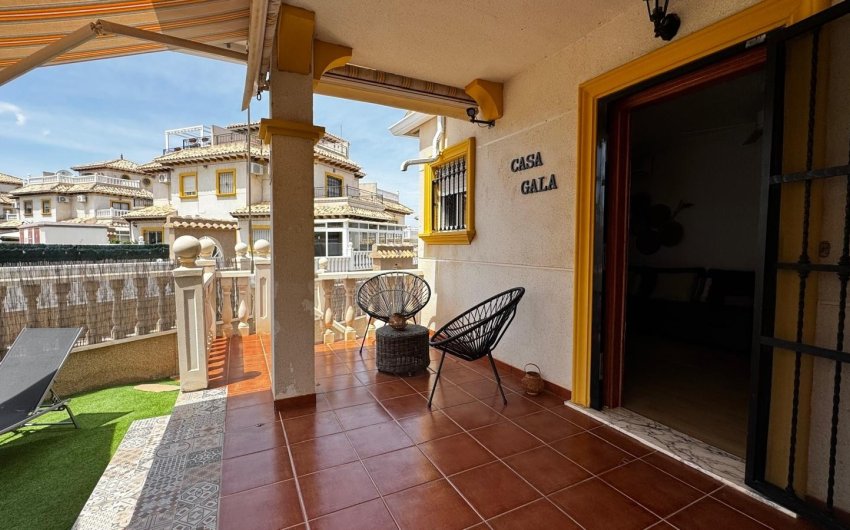 Herverkoop - Town House -
Orihuela Costa - Costa Blanca