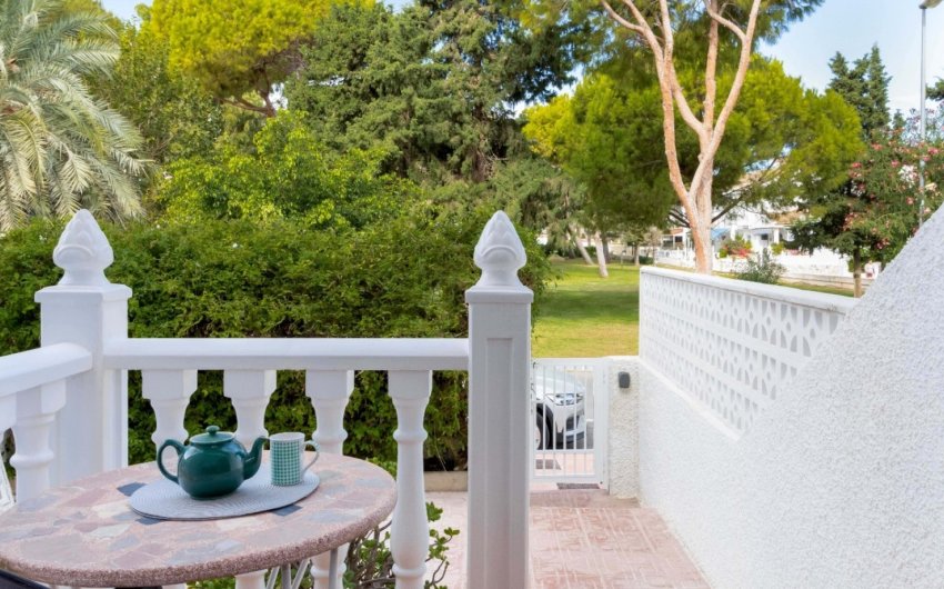 Herverkoop - Town House -
Orihuela Costa - Costa Blanca