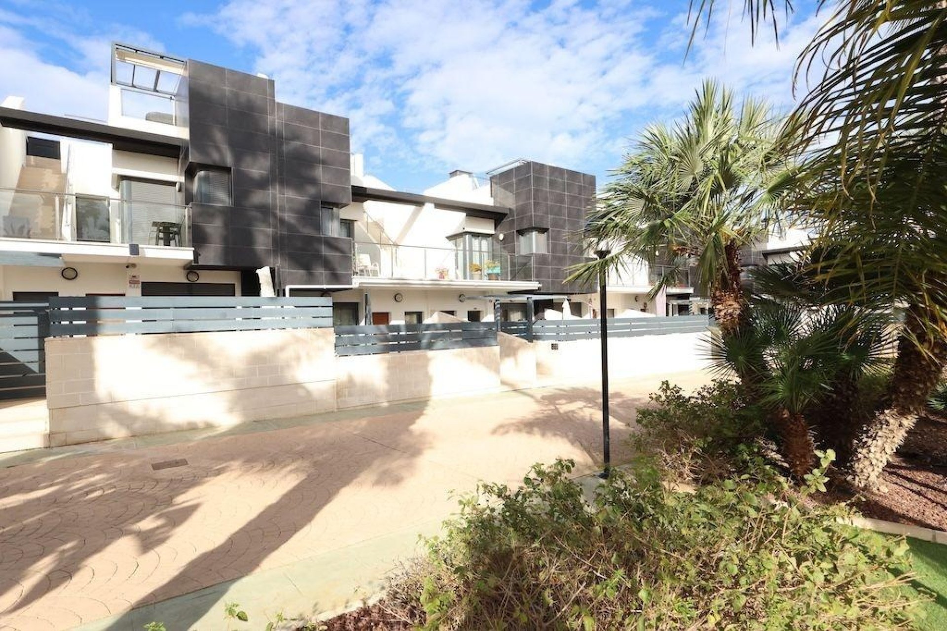 Herverkoop - Town House -
Orihuela Costa - Costa Blanca