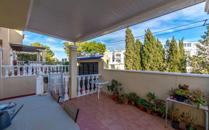 Herverkoop - Town House -
Orihuela Costa - Costa Blanca