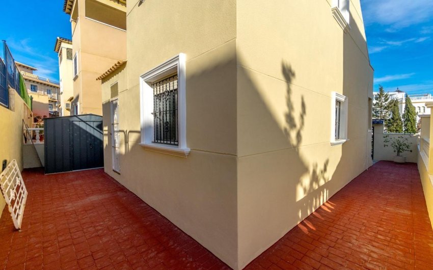 Herverkoop - Town House -
Orihuela Costa - Costa Blanca