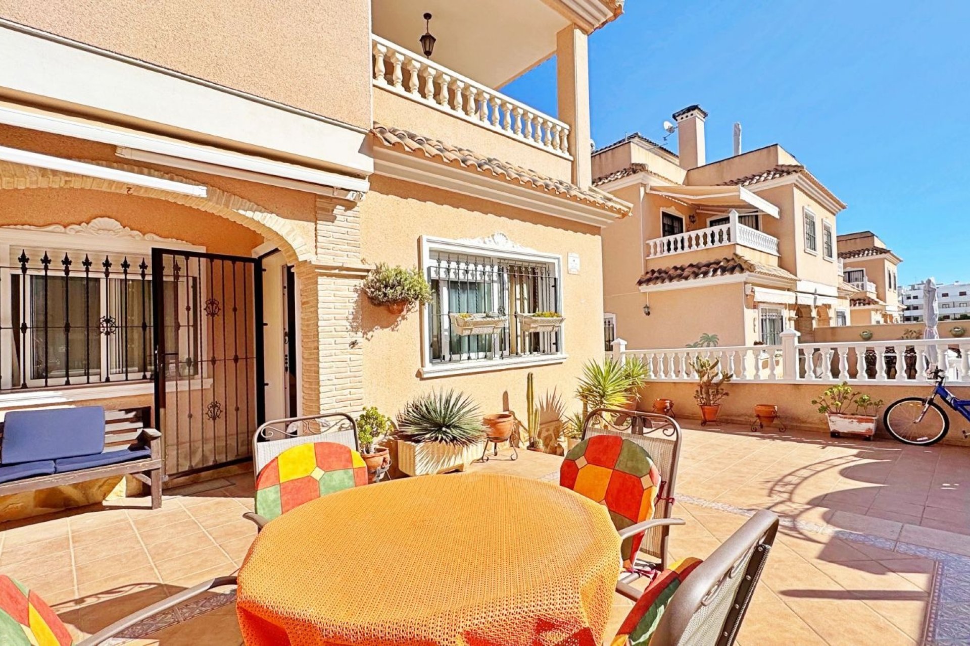 Herverkoop - Town House -
Orihuela Costa - Costa Blanca