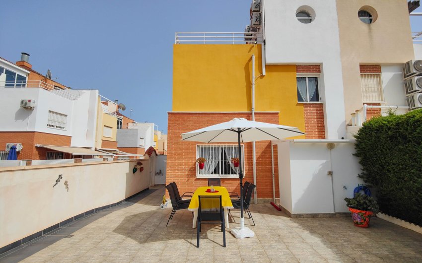 Herverkoop - Town House -
Orihuela Costa - Costa Blanca