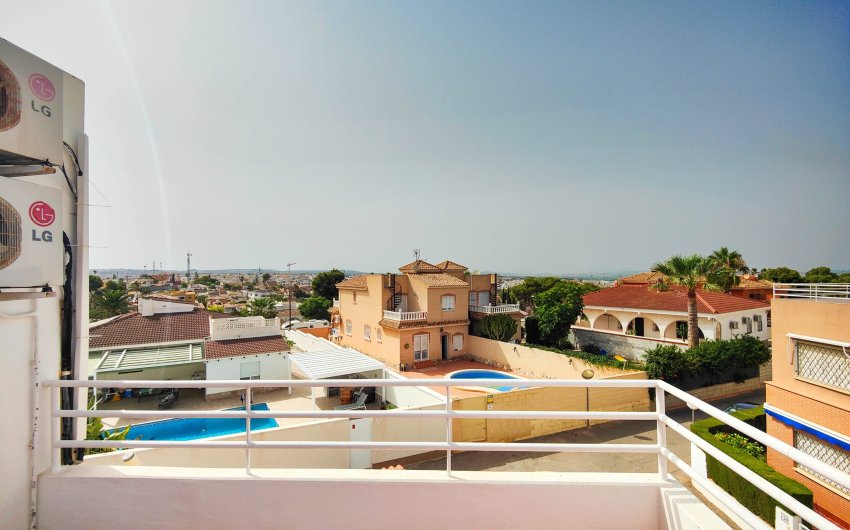 Herverkoop - Town House -
Orihuela Costa - Costa Blanca