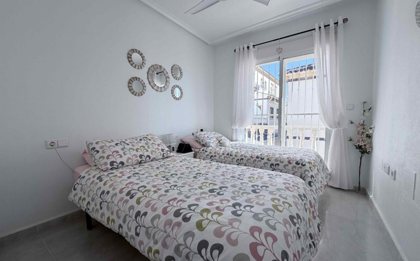 Herverkoop - Town House -
Orihuela Costa - Costa Blanca
