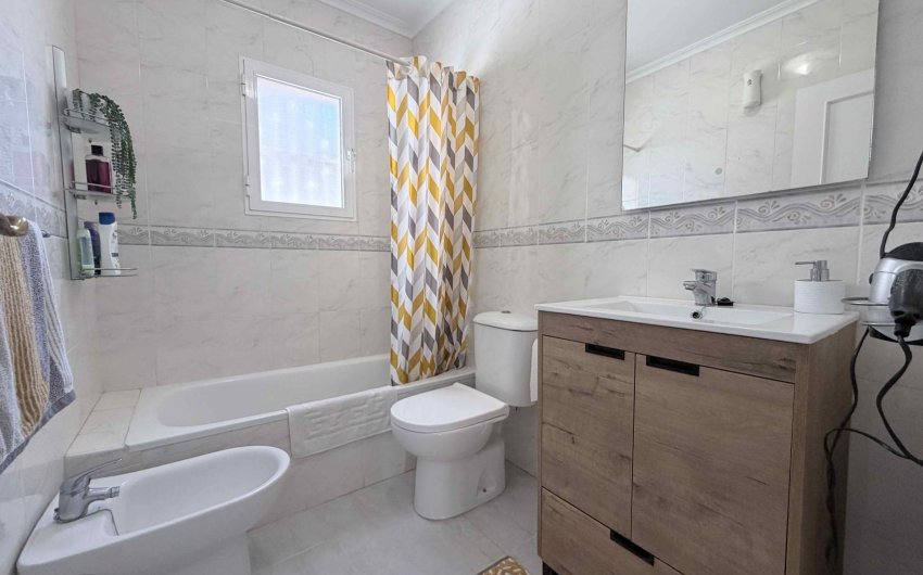 Herverkoop - Town House -
Orihuela Costa - Costa Blanca