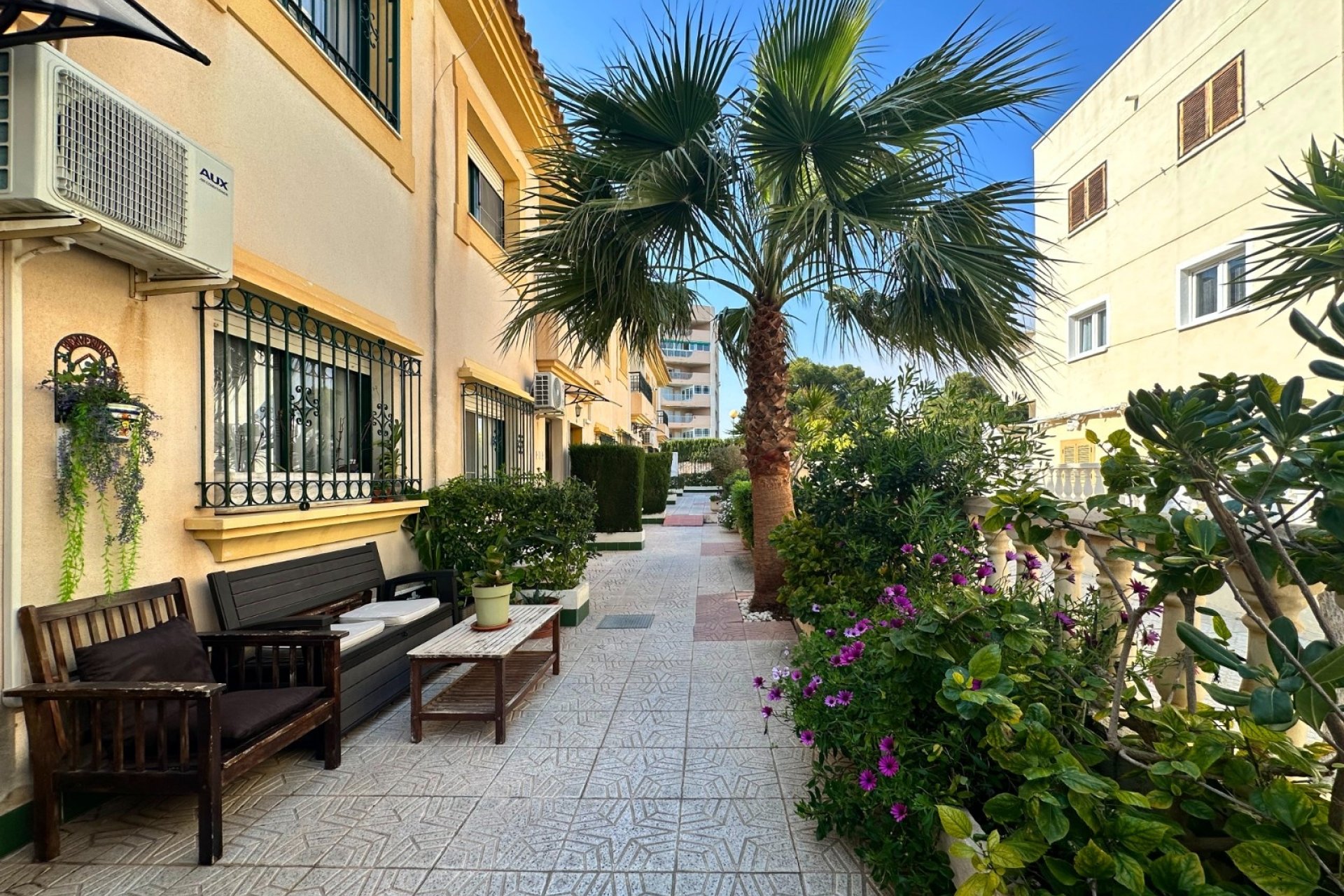 Herverkoop - Town House -
Orihuela Costa - Costa Blanca