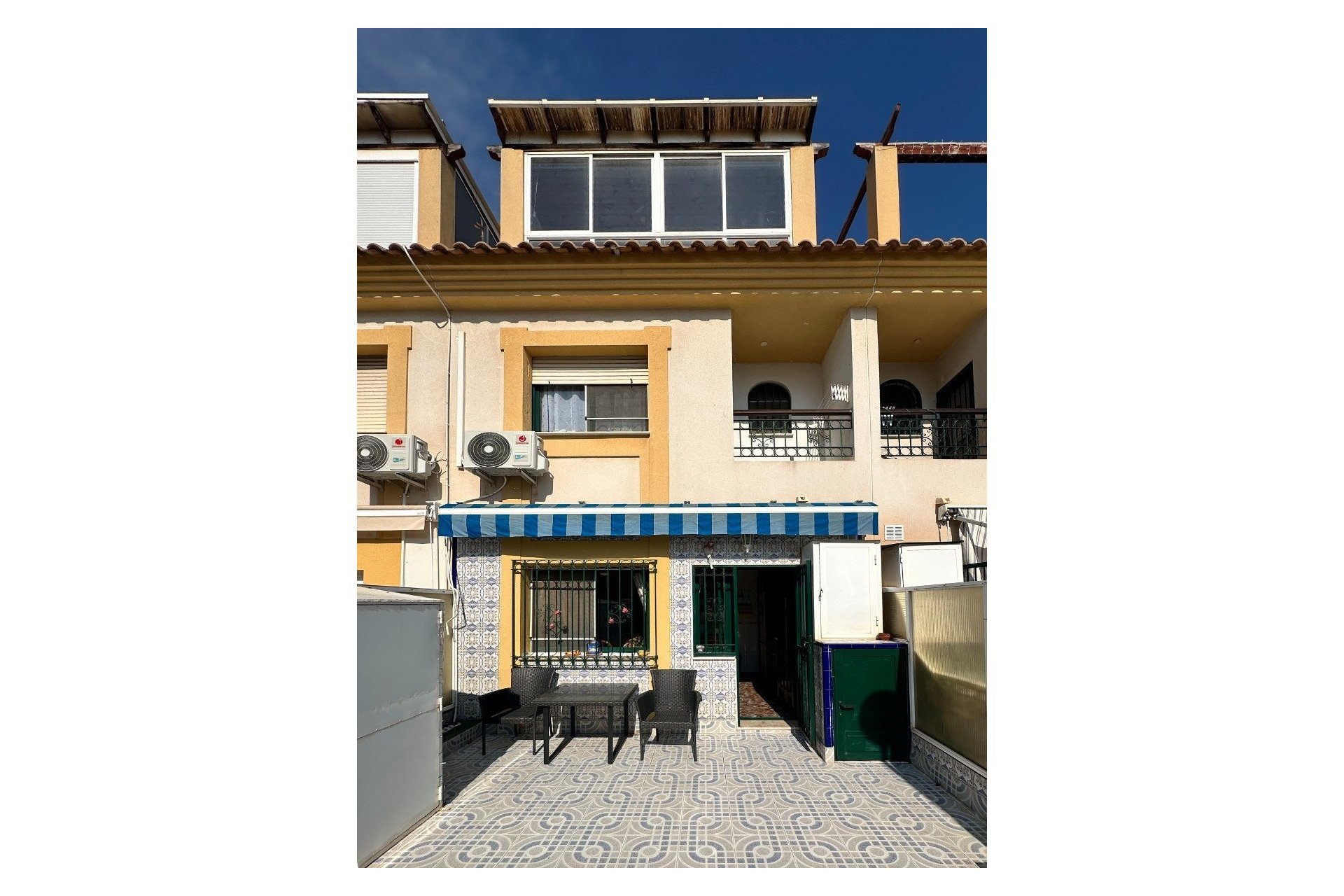 Herverkoop - Town House -
Orihuela Costa - Costa Blanca