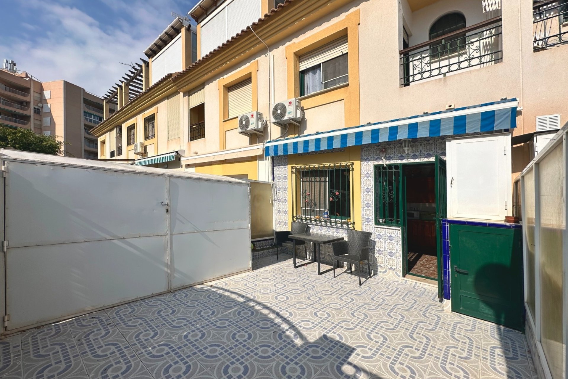 Herverkoop - Town House -
Orihuela Costa - Costa Blanca