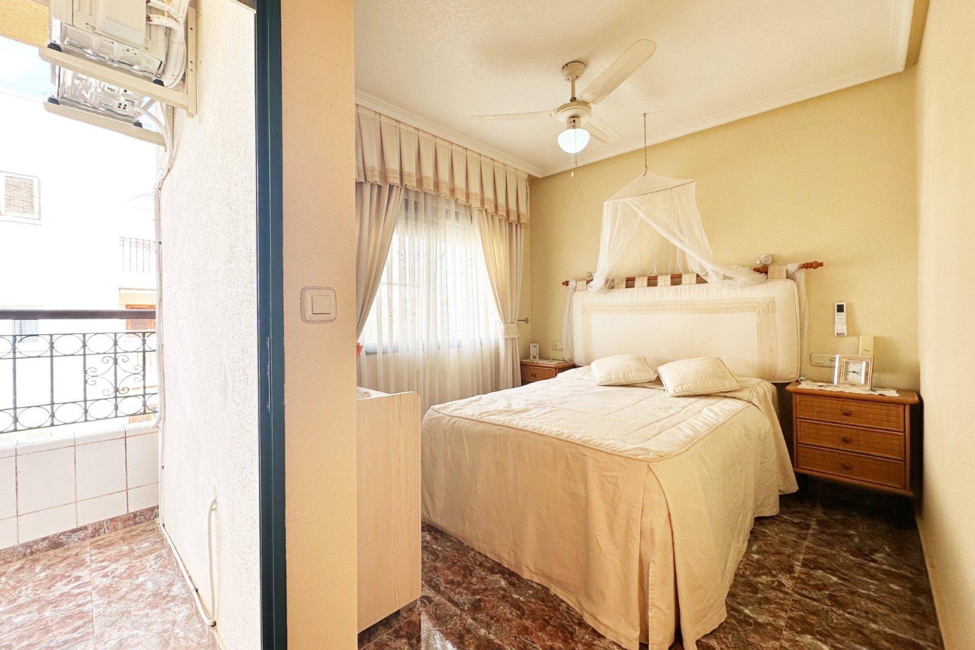 Herverkoop - Town House -
Orihuela Costa - Costa Blanca