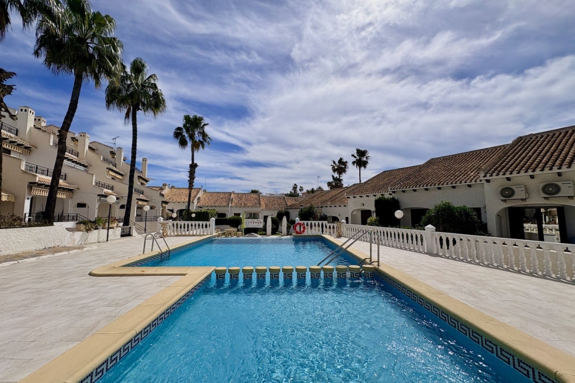 Herverkoop - Town House -
Orihuela Costa - Costa Blanca