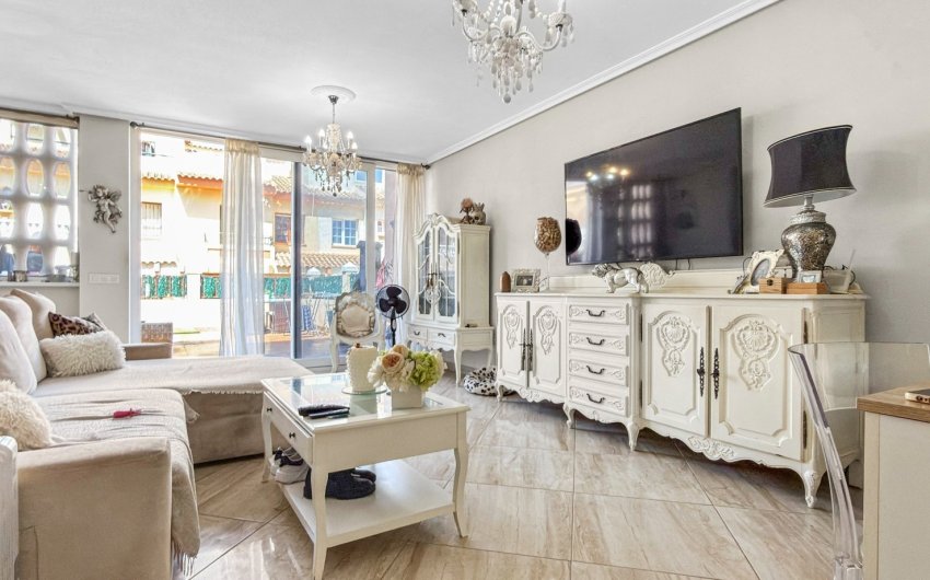 Herverkoop - Town House -
Orihuela Costa - Costa Blanca