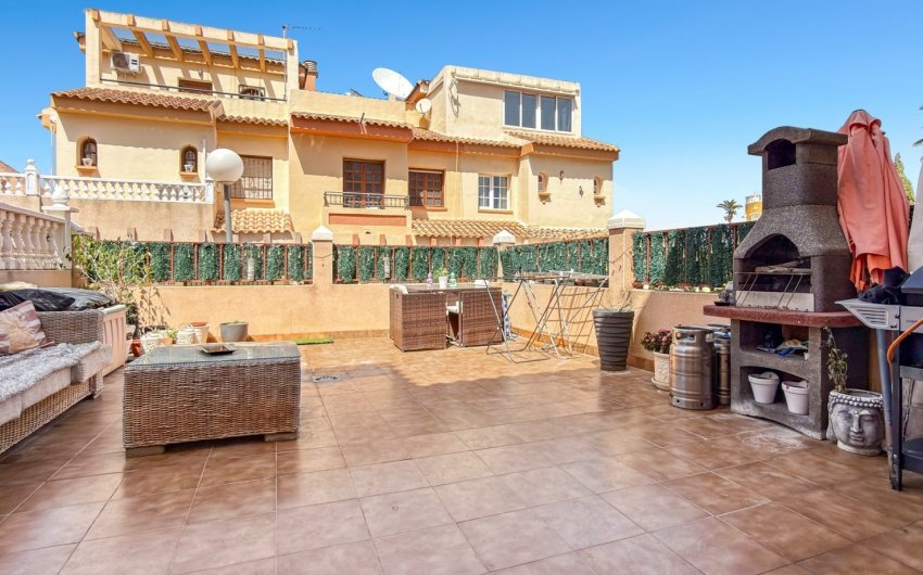 Herverkoop - Town House -
Orihuela Costa - Costa Blanca