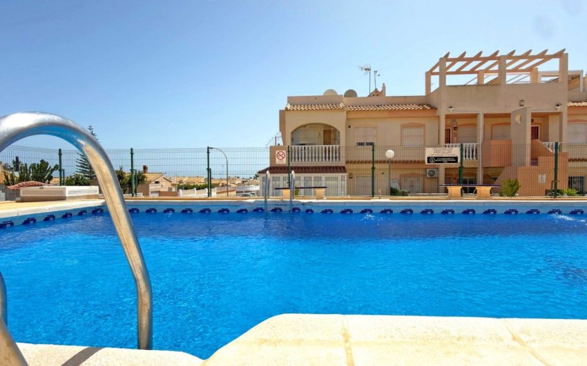 Herverkoop - Town House -
Orihuela Costa - Costa Blanca