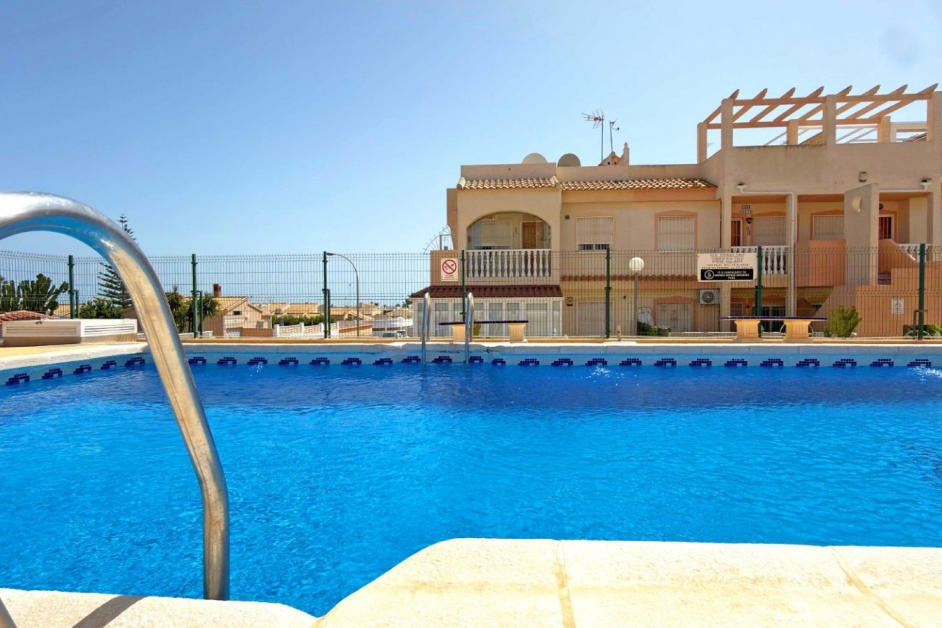 Herverkoop - Town House -
Orihuela Costa - Costa Blanca