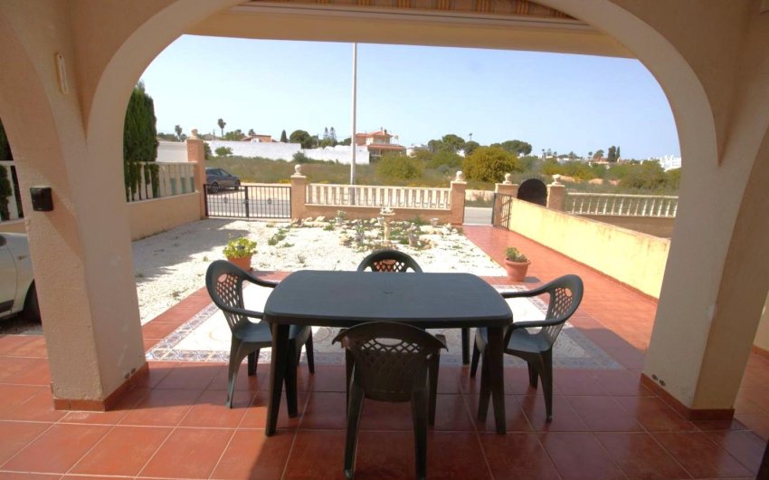 Herverkoop - Town House -
Orihuela Costa - Costa Blanca