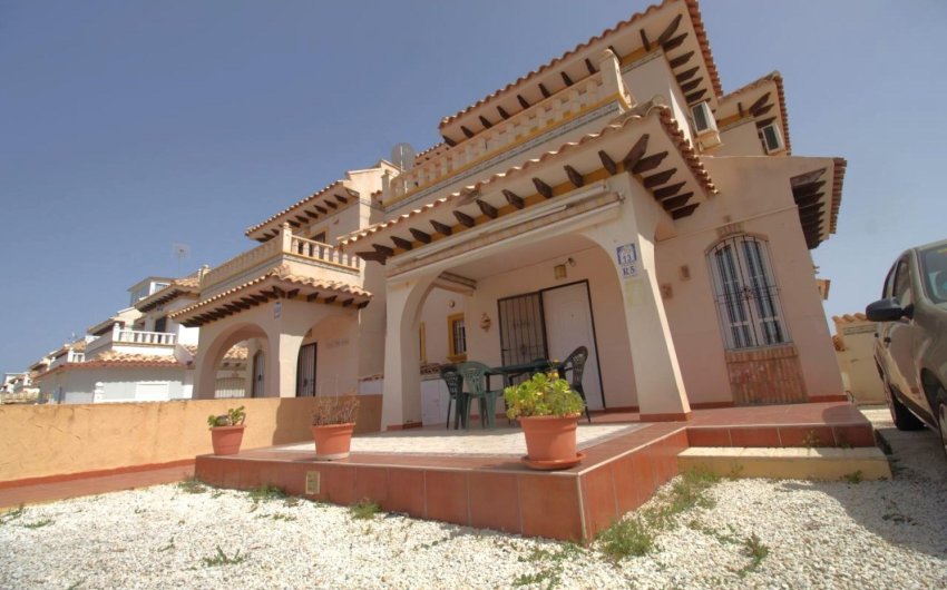 Herverkoop - Town House -
Orihuela Costa - Costa Blanca