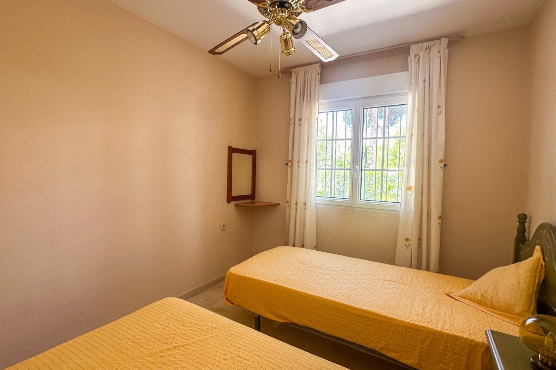 Herverkoop - Town House -
Orihuela Costa - Costa Blanca
