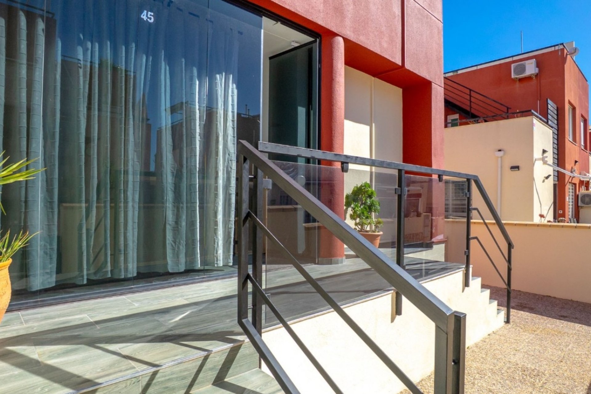 Herverkoop - Town House -
Orihuela Costa - Costa Blanca