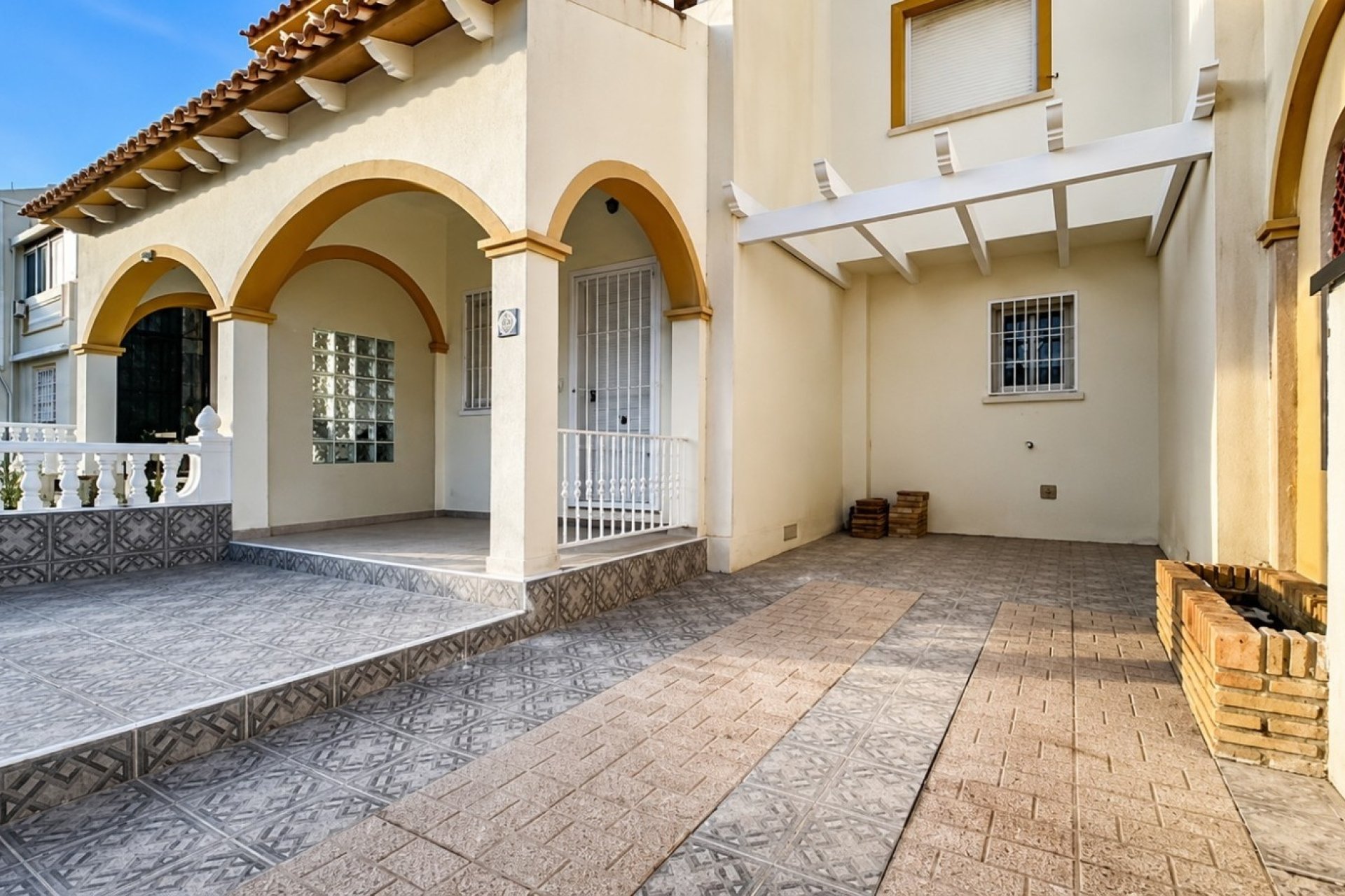 Herverkoop - Town House -
Orihuela Costa - Costa Blanca