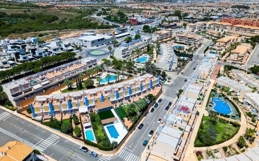 Herverkoop - Town House -
Orihuela Costa - Costa Blanca