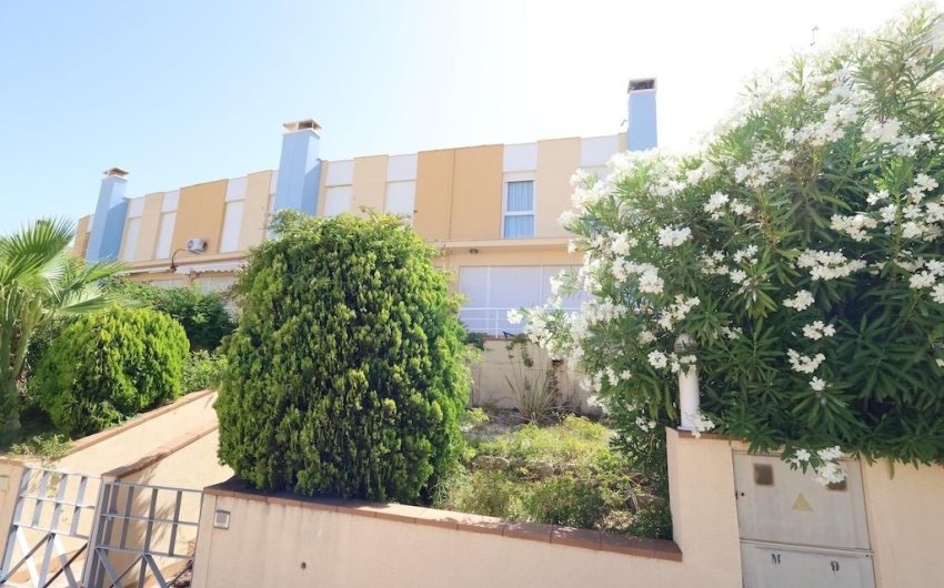 Herverkoop - Town House -
Orihuela Costa - Costa Blanca