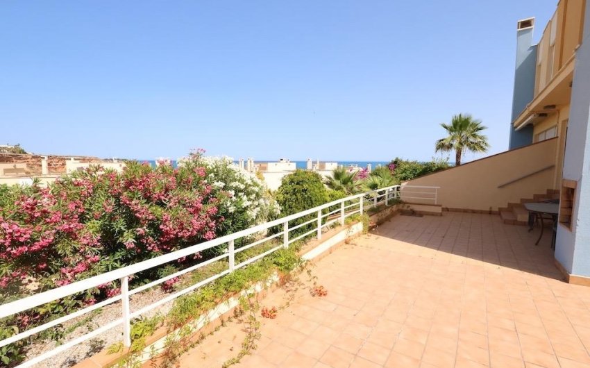 Herverkoop - Town House -
Orihuela Costa - Costa Blanca