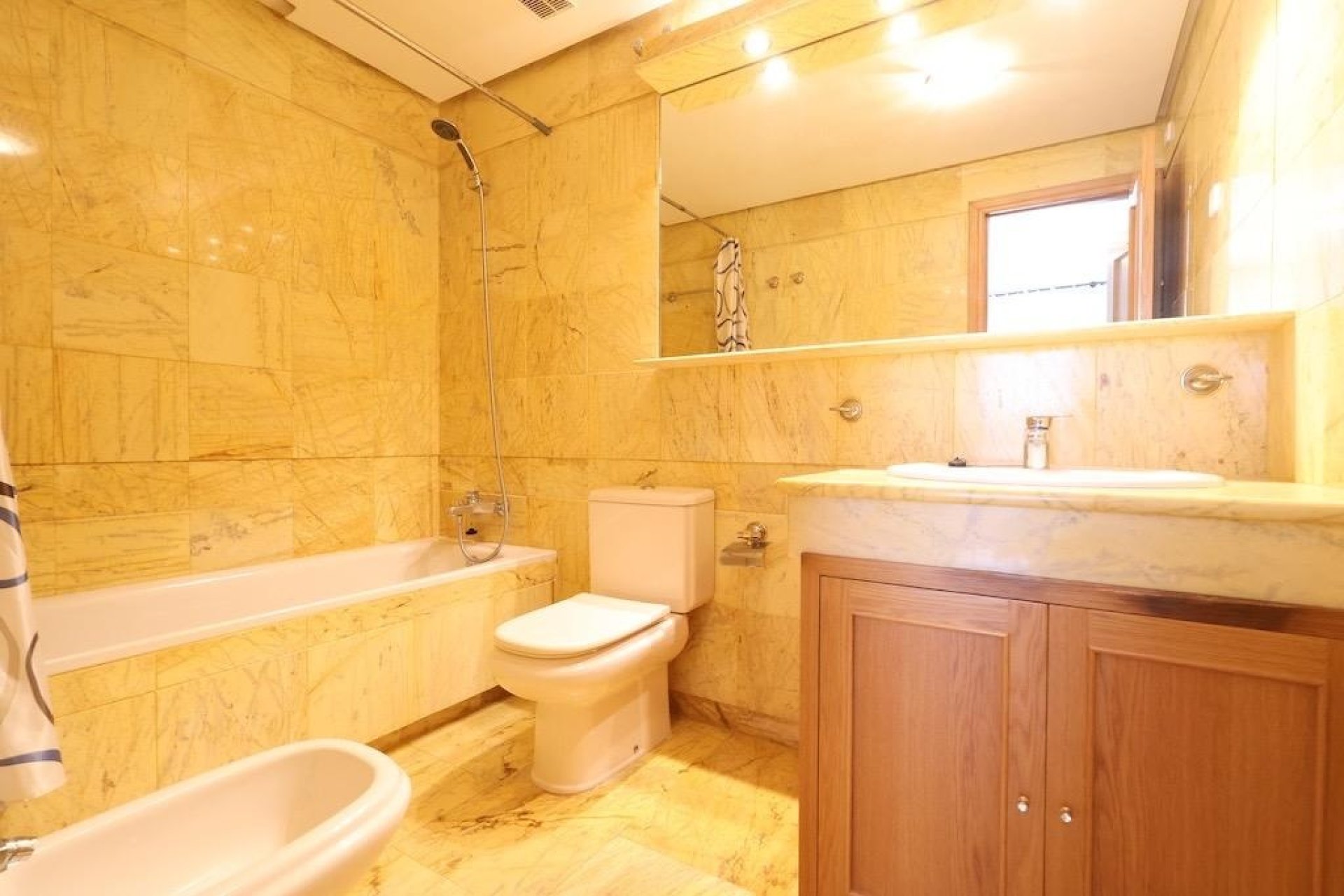Herverkoop - Town House -
Orihuela Costa - Costa Blanca