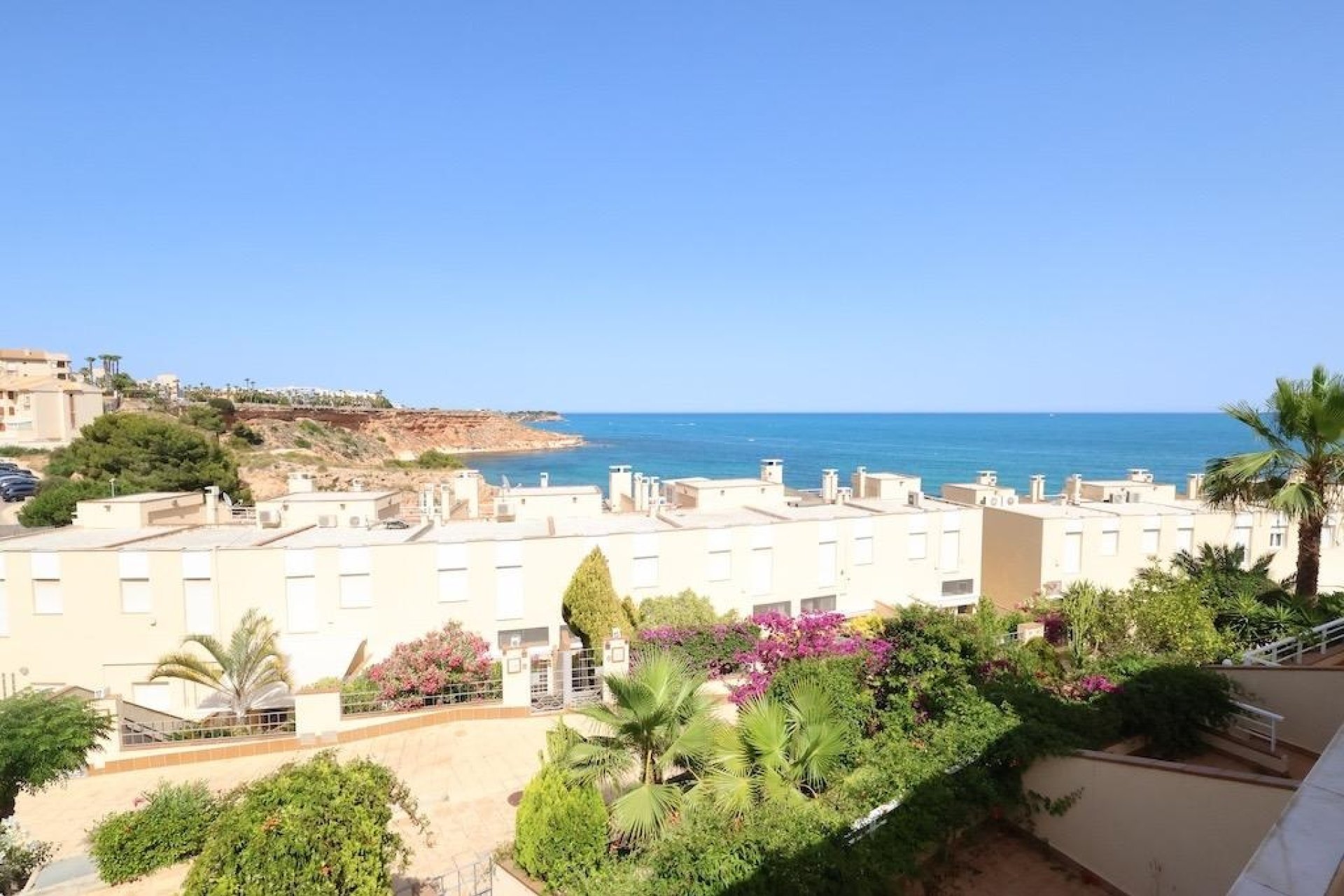 Herverkoop - Town House -
Orihuela Costa - Costa Blanca