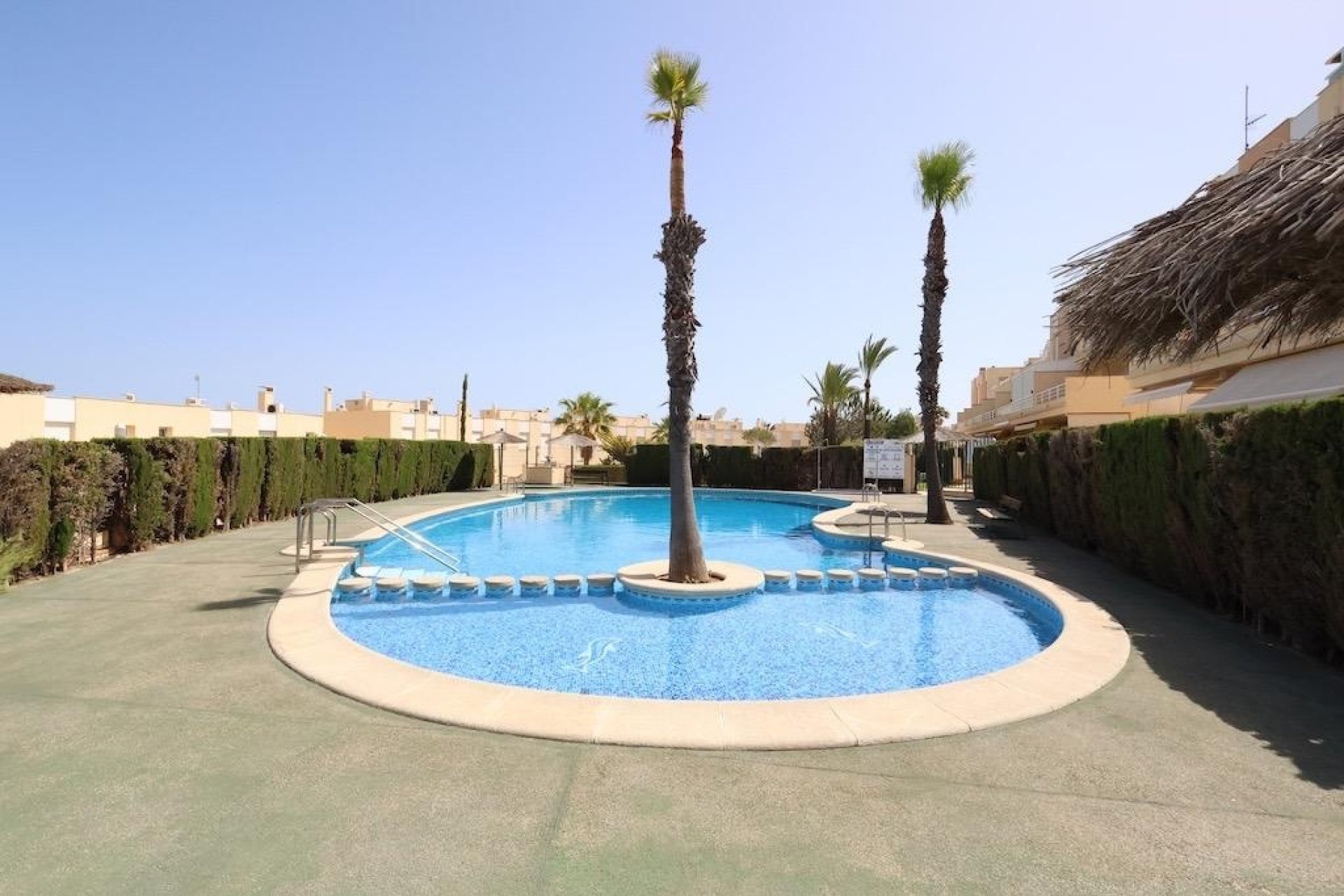 Herverkoop - Town House -
Orihuela Costa - Costa Blanca