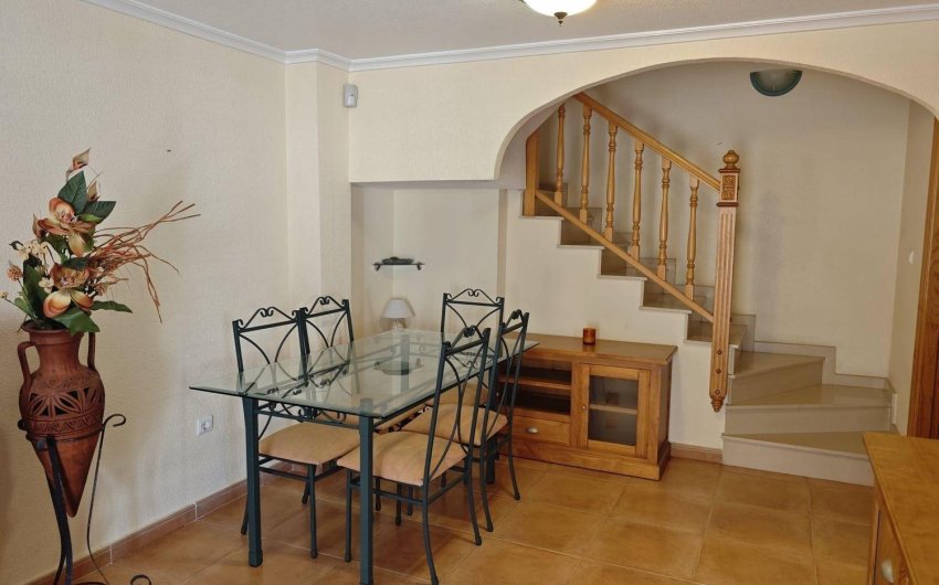 Herverkoop - Town House -
Orihuela Costa - La Florida