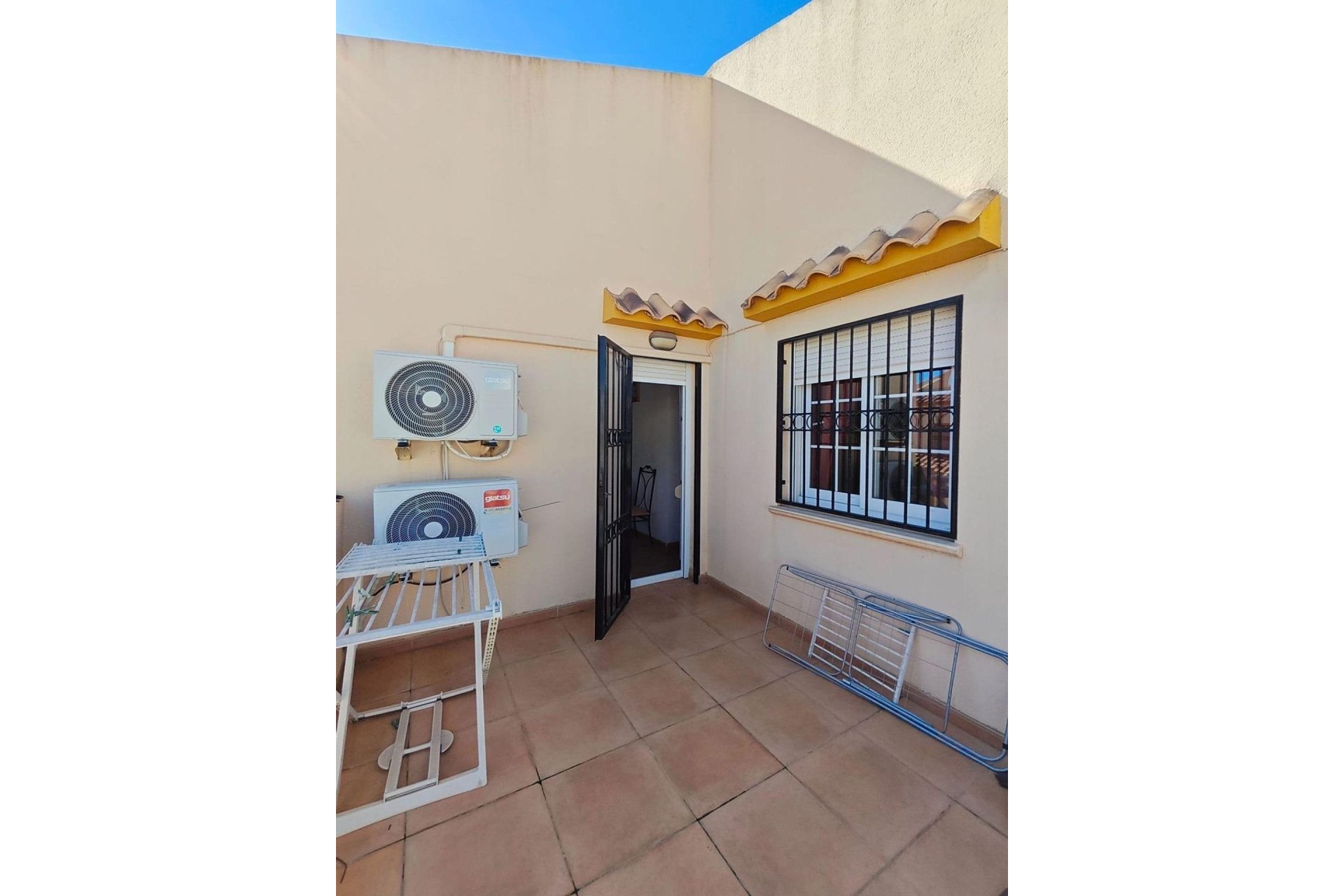 Herverkoop - Town House -
Orihuela Costa - La Florida