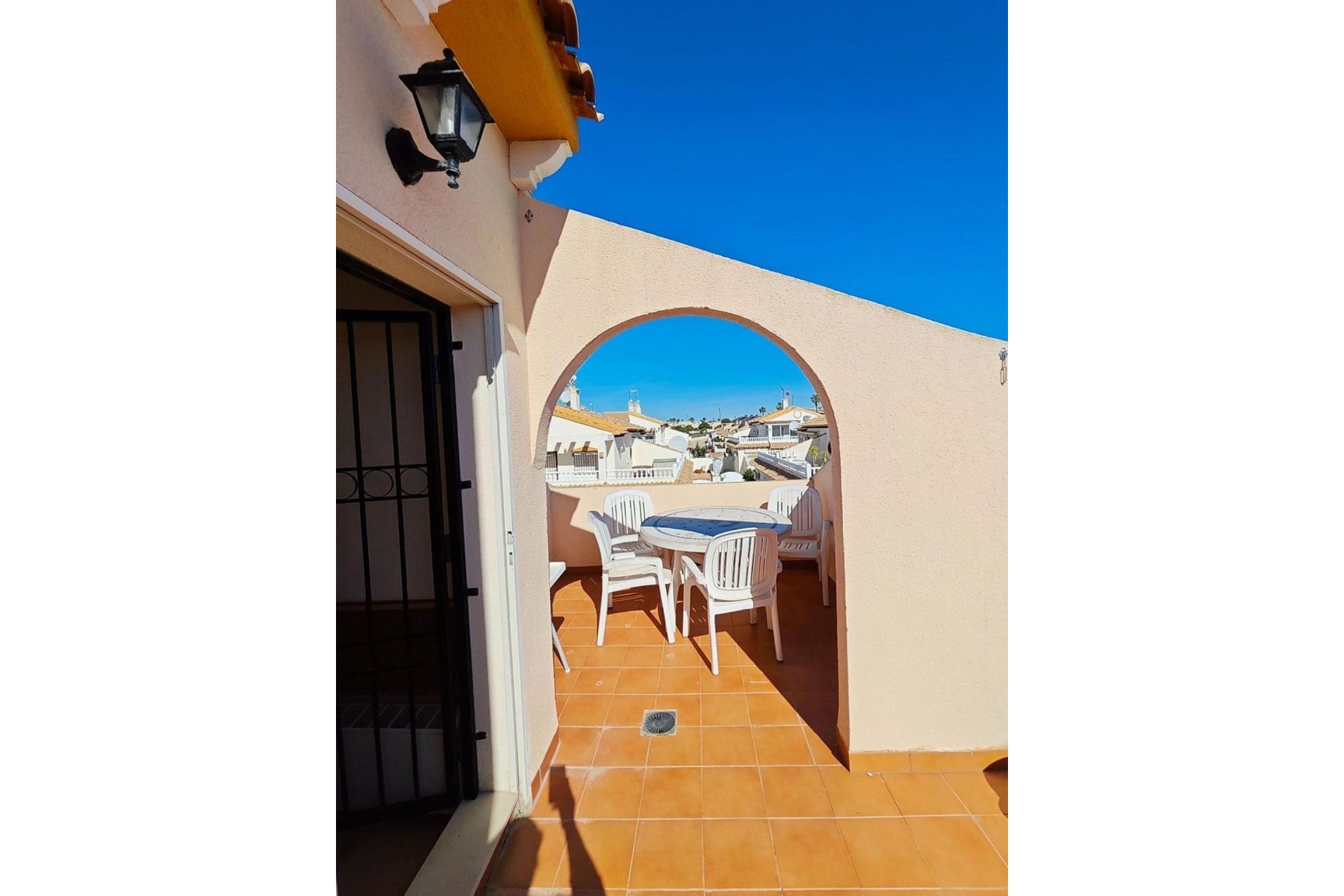 Herverkoop - Town House -
Orihuela Costa - La Florida
