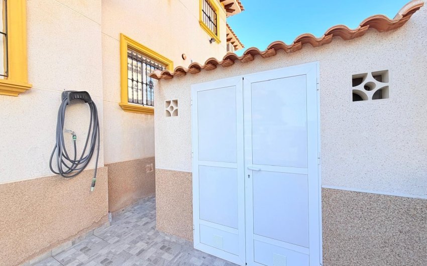 Herverkoop - Town House -
Orihuela Costa - Las Filipinas