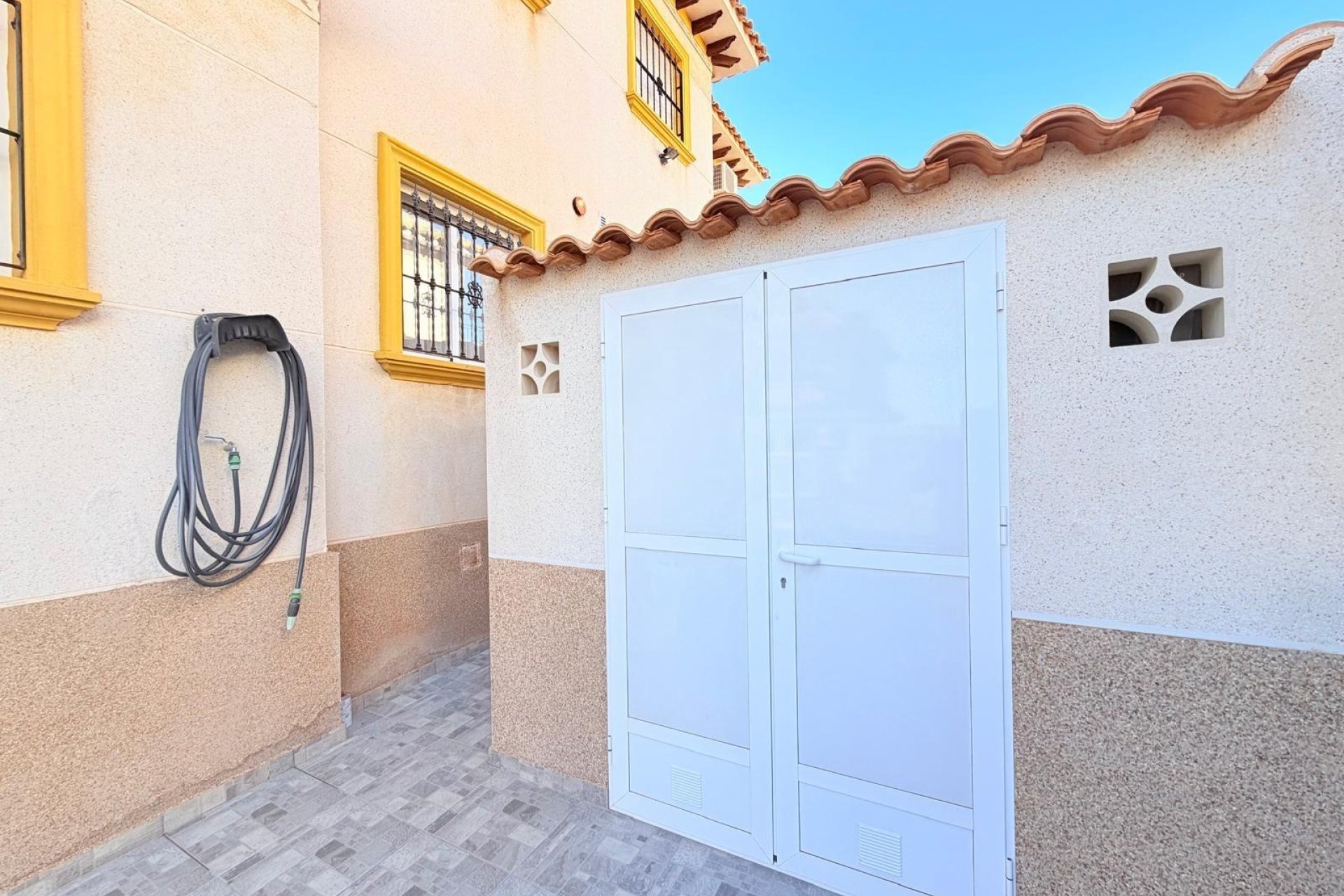 Herverkoop - Town House -
Orihuela Costa - Las Filipinas