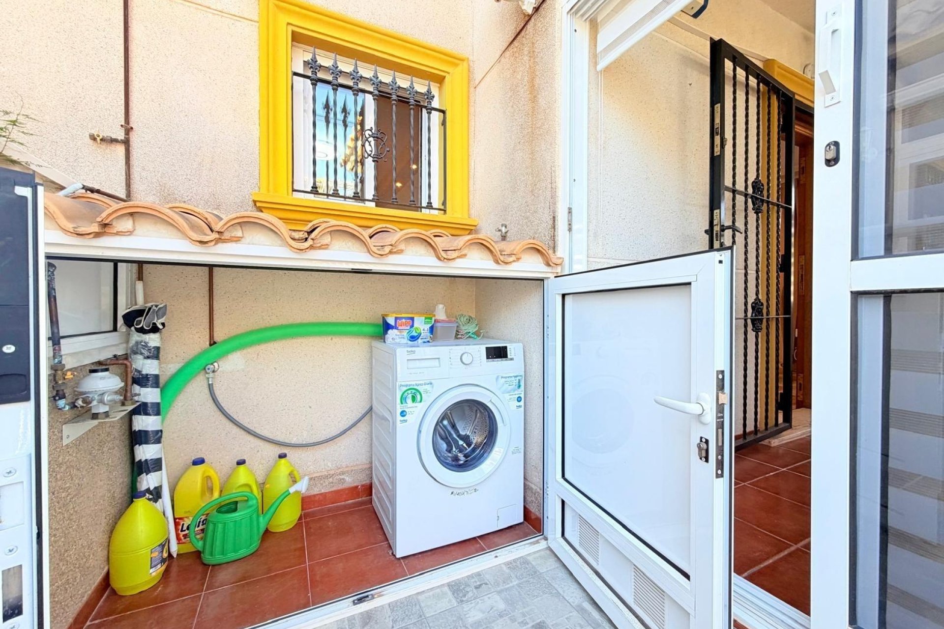 Herverkoop - Town House -
Orihuela Costa - Las Filipinas