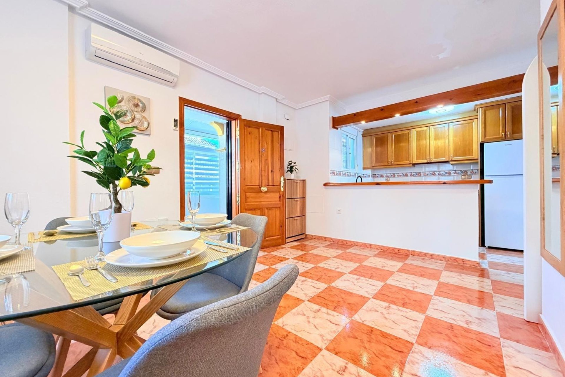 Herverkoop - Town House -
Orihuela Costa - Las Filipinas