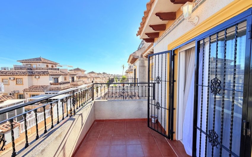 Herverkoop - Town House -
Orihuela Costa - Las Filipinas
