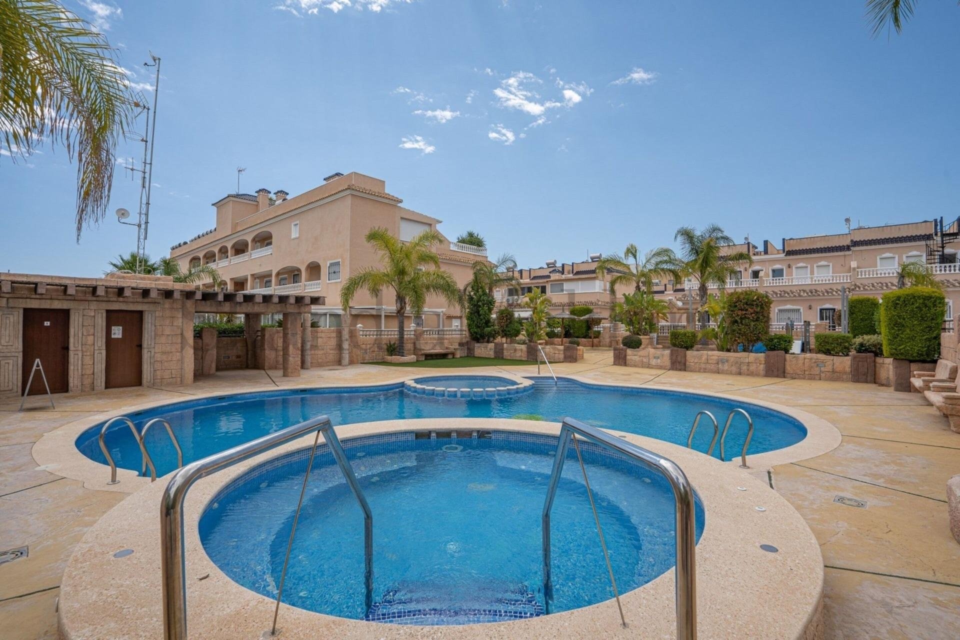 Herverkoop - Town House -
Orihuela Costa - Los Dolses