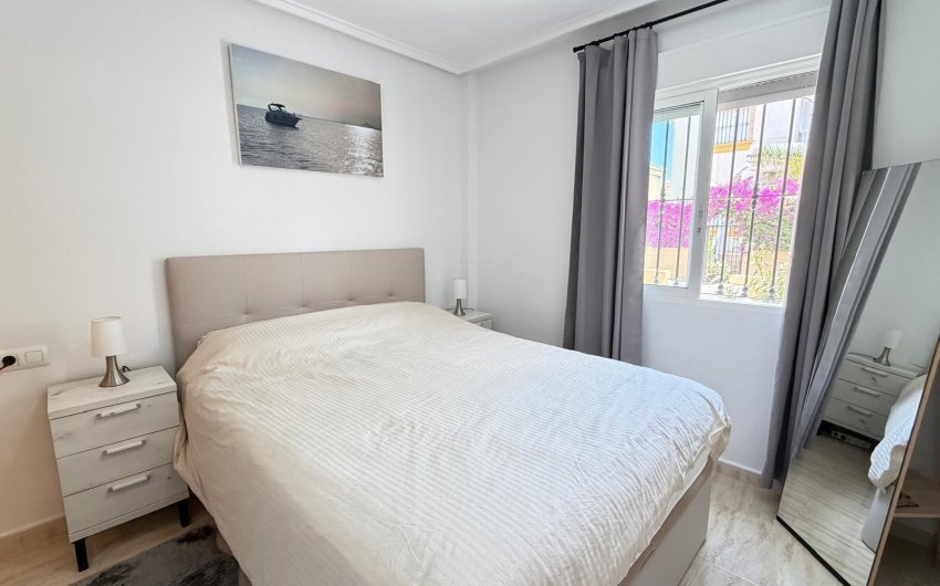 Herverkoop - Town House -
Orihuela Costa - Los Dolses