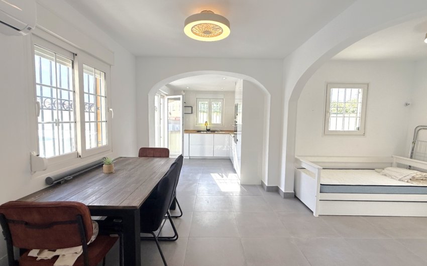 Herverkoop - Town House -
Orihuela - Inland