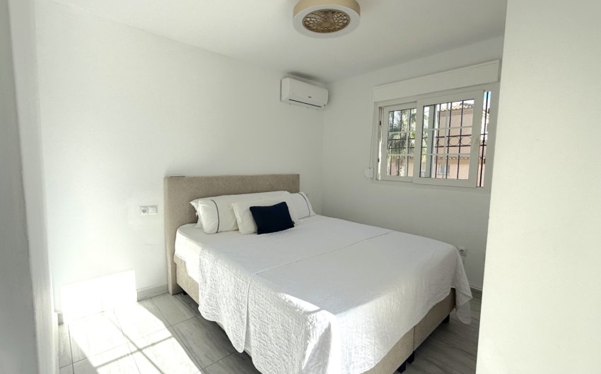 Herverkoop - Town House -
Orihuela - Inland