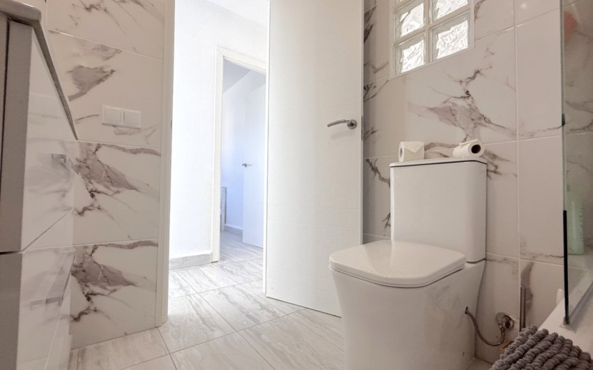 Herverkoop - Town House -
Orihuela - Inland