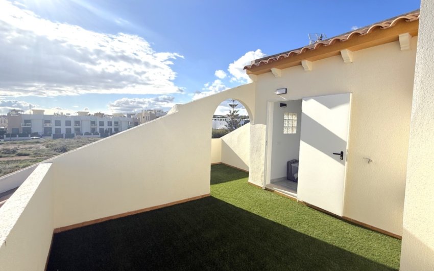Herverkoop - Town House -
Orihuela - Inland